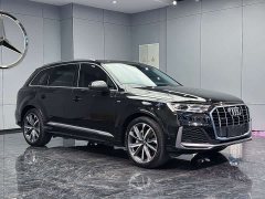 Audi Q7 55 TFSI quattro S line Sport - ფოტო 3