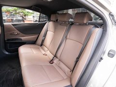 Lexus ES 2022 300h Premium Edition - ფოტო 12