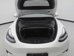 Tesla Model Y Rear-Wheel Drive - ფოტო 10