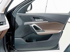 BMW iX1 2023 eDrive25L M Sport Package - ფოტო 12