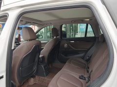BMW X1 sDrive20Li Premium Edition - ფოტო 13