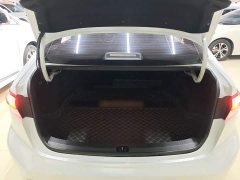 Toyota Corolla Hybrid 1.8H E-CVT Luxury - ფოტო 18