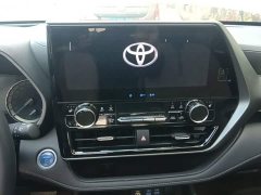 Toyota Highlander Hybrid 2.5L AWD Premium 7-Seater - ფოტო 12