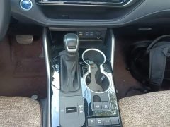 Toyota Highlander Hybrid 2.5L AWD Premium 7-Seater - ფოტო 13