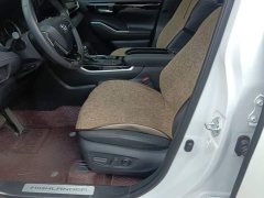 Toyota Highlander Hybrid 2.5L AWD Premium 7-Seater - ფოტო 14