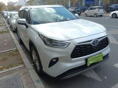 Toyota Highlander Hybrid 2.5L AWD Premium 7-Seater - ფოტო 3