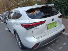 Toyota Highlander Hybrid 2.5L AWD Premium 7-Seater - ფოტო 4