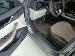 BYD Qin PLUS 2024 Glory Edition DM-i 55KM Leading - ფოტო 15