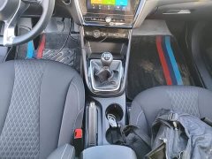 SAIC MG i5 2020 1.5L Manual 4G Connected Deluxe Edition - ფოტო 13