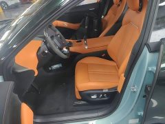 Xiaomi YU7 2025 Four-Wheel Drive Max Edition - ფოტო 14