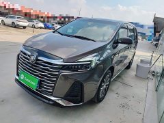 Buick GL8 Land Business Class Smart Edition - ფოტო 1