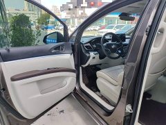 Buick GL8 Land Business Class Smart Edition - ფოტო 15