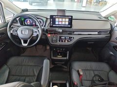 Honda Odyssey 2.0L e:HEV Sharp Radiance Edition - ფოტო 9