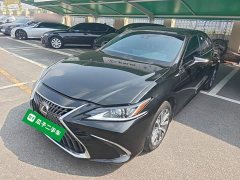 Lexus ES 200 Premium Edition - ფოტო 1