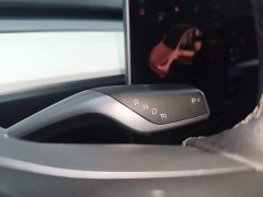 Tesla Model Y Long Range All-Wheel Drive 3D7 - ფოტო 13