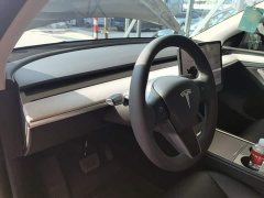 Tesla Model Y Rear-Wheel Drive - ფოტო 9