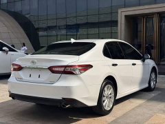 Toyota Camry 2021 2.0G Luxury - ფოტო 11