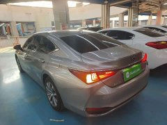 Lexus ES 2020 200 Excellence Edition - ფოტო 4