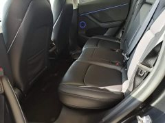 Tesla Model Y Rear-Wheel Drive - ფოტო 16