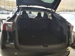 Tesla Model Y Rear-Wheel Drive - ფოტო 18