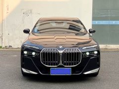 BMW 7 Series 740Li Premier M Sport Package - ფოტო 2