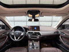 BMW 5 Series 530Li Premier Luxury Package - ფოტო 6
