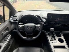 Toyota Sienna 2.5L Hybrid Premium - ფოტო 15