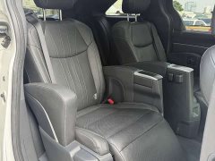 Toyota Sienna 2.5L Hybrid Premium - ფოტო 17