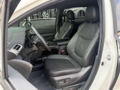 Toyota Sienna 2.5L Hybrid Premium - ფოტო 18
