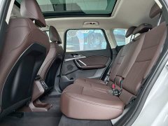 BMW iX1 eDrive25L M Sport Package - ფოტო 11