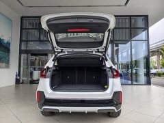 BMW iX1 eDrive25L M Sport Package - ფოტო 15