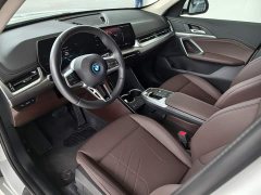 BMW iX1 eDrive25L M Sport Package - ფოტო 6