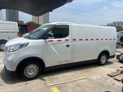 Maxus EV30 Pure Electric Smart Logistics Expert Long Wheelbase Guoxuan - ფოტო 9