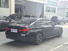 BMW 5 Series (Imported) 525i M Sport Package - ფოტო 2