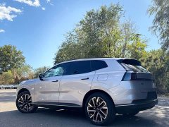 Volvo XC70 Plug-in Hybrid 2026 AWD Extended Range Plus - ფოტო 13