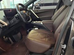 BMW iX xDrive40 - ფოტო 8