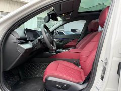 BMW 5 Series 525Li M Sport Package - ფოტო 4