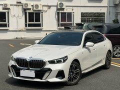 BMW 5 Series 525Li M Sport Package - ფოტო 7