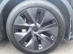 Tesla Model Y Rear-Wheel Drive - ფოტო 13