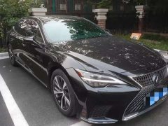 Lexus LS 500h Premium - ფოტო 3