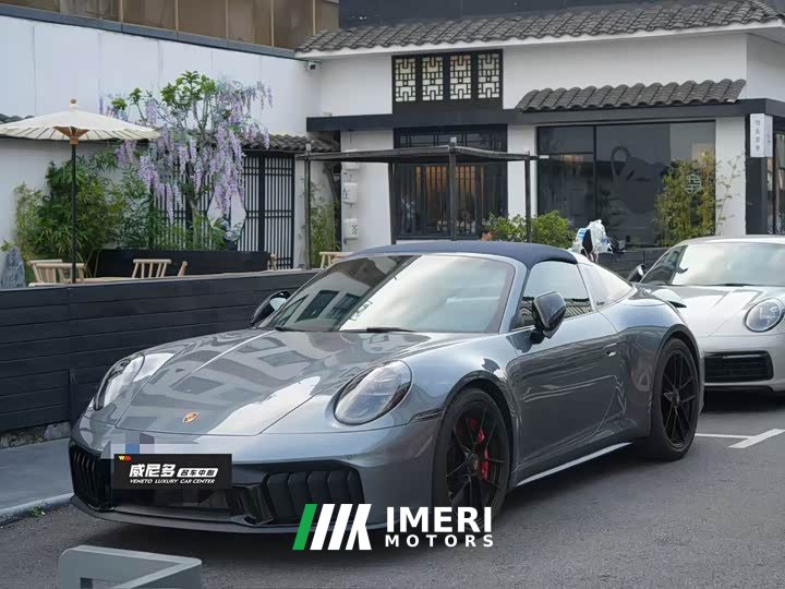 Porsche 911 Targa 4 GTS 3.6T