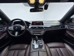 BMW 7 Series 730Li M Sport Package - ფოტო 10