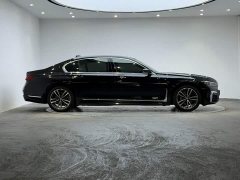 BMW 7 Series 730Li M Sport Package - ფოტო 4