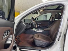 BMW 3 Series 325Li M Sport Midnight Edition Package - ფოტო 4