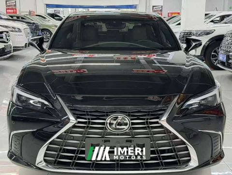 2026 Lexus ES 300h Premium Edition