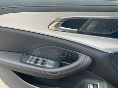 FAW Hongqi H5 PHEV 130 Super Hybrid Edition - ფოტო 15