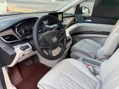 Buick GL8 Land Business Class 652T Luxury - ფოტო 9