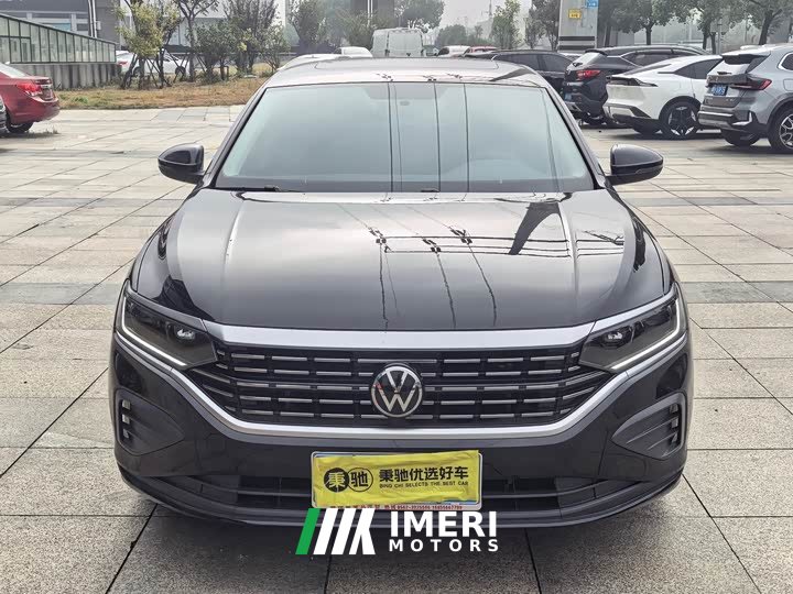 Volkswagen Passat 280TSI Business Edition - ავტომობილი ჩინეთიდან