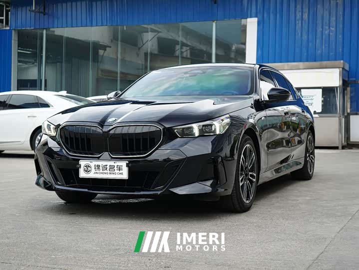 BMW 5 Series 530Li Premier M Sport Package - ავტომობილი ჩინეთიდან