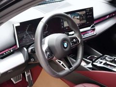 BMW 5 Series 530Li Premier M Sport Package - ფოტო 16